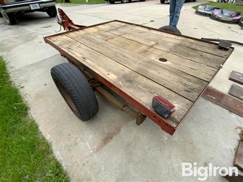small truck flatbed 4