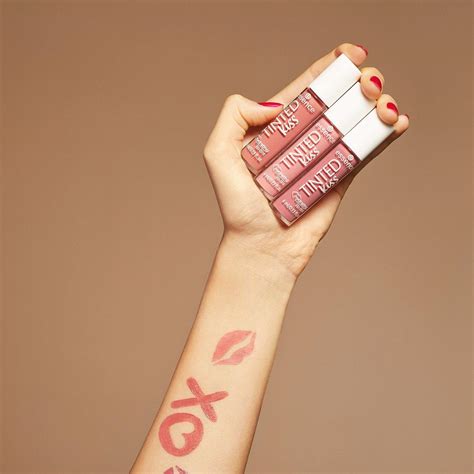 Lip Tint: Alle Infos zum Trend für die Lippen | essence