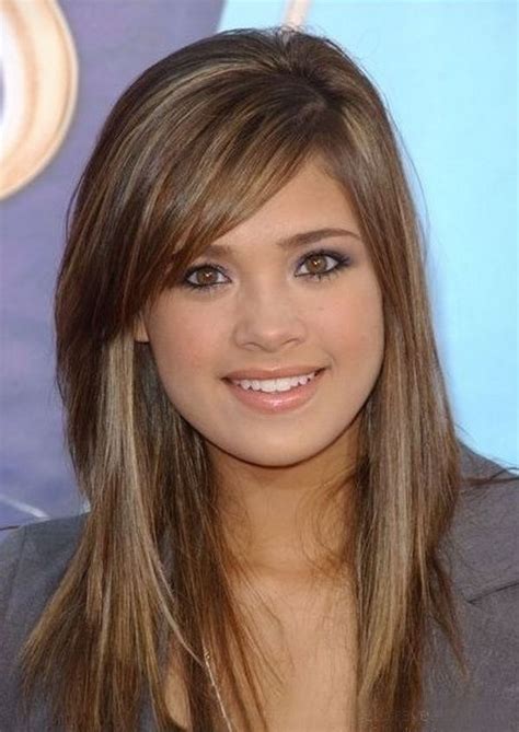 17+ Sensational Hairstyles With Long Sweeping Bangs