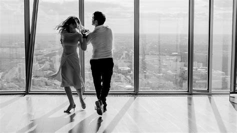 Профессиональные занятия танцами в премиальной студии High Level в Москве