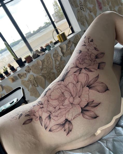 Leg Hip Tattoos
