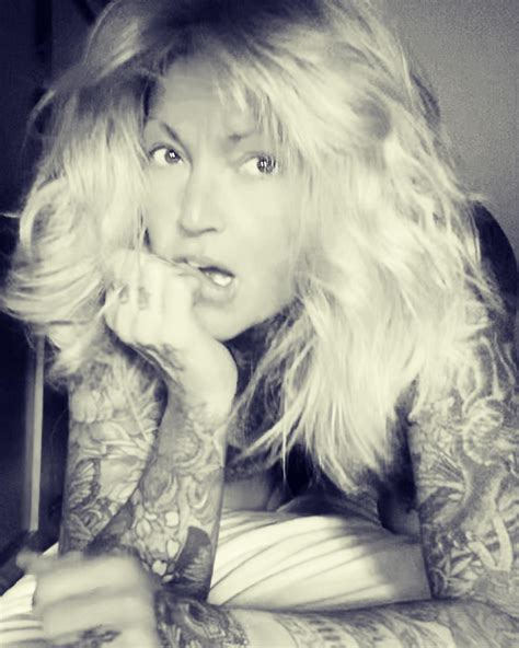 Janine Lindemulder Bikini