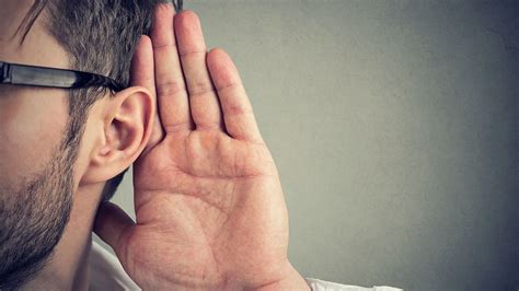 hows  hearing  north