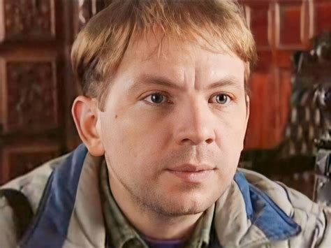 Полысевший и седой: в этом мужчине вы не узнаете Рогова из "Убойной ...
