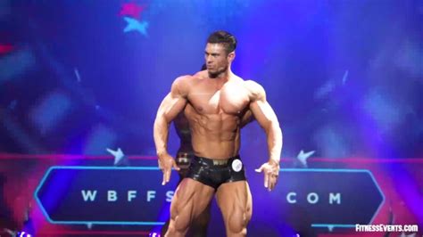Arnold Vosloo WBFF - YouTube