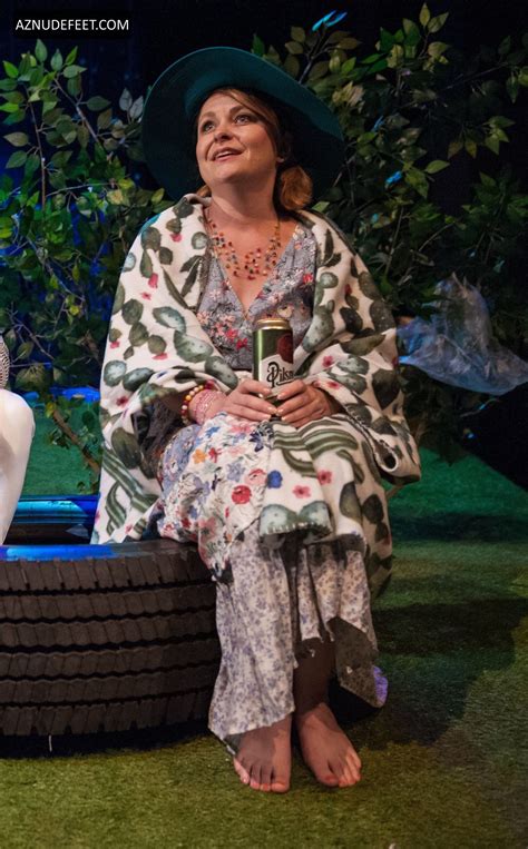 STEPÁNKA KRESTANOVÁ Feet - AZNudeFeet