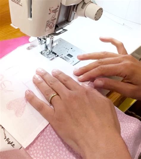 The Making of Handmade Quilts - Quiltlove