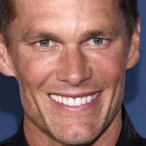Celeb Extra Phun: This Celeb's Unexpected Career Move! - 7sjjy1z