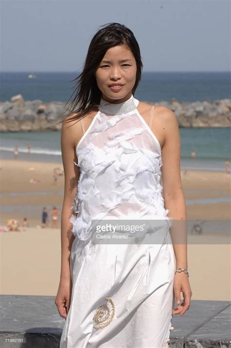 Ai Qin Lin Net Worth 2024: Wiki Bio, Married, Dating, Family, Height ...