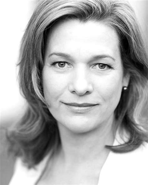 Kerry Fox | United Agents