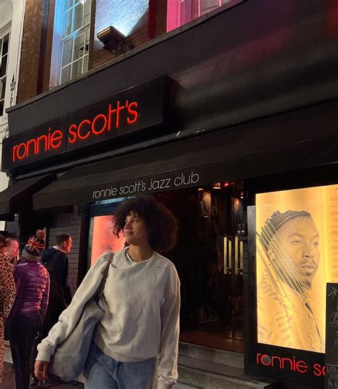 Lola Malone (@lolaemalone) • Instagram photos and videos