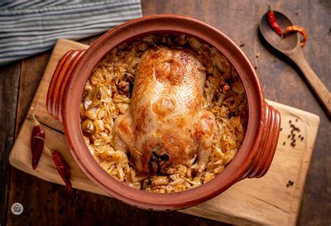 Патица с кисело зеле от MateKitchen