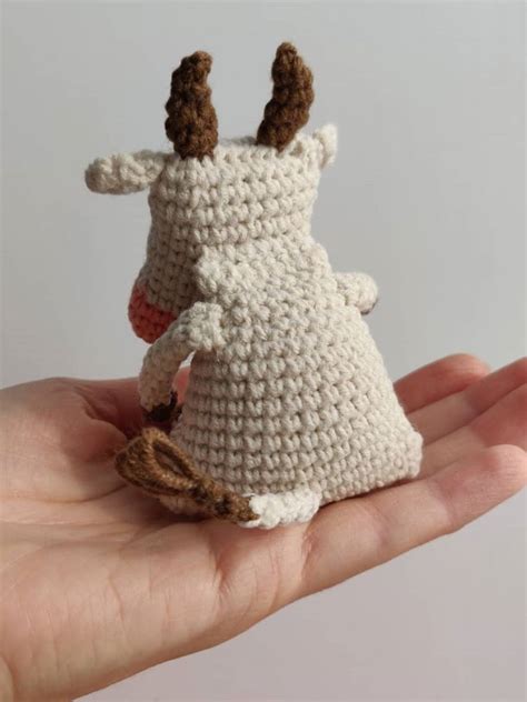 СХЕМА коровка крючком | Crochet cow, Crochet animal patterns, Amigurumi cow