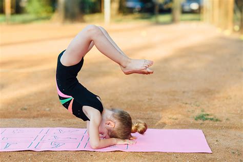 Image Little girls Workout child Gymnastics Legs