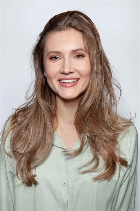Анна Мельникова Image #894503 | TVmaze