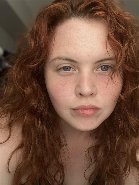Hi all : r/SFWRedheads