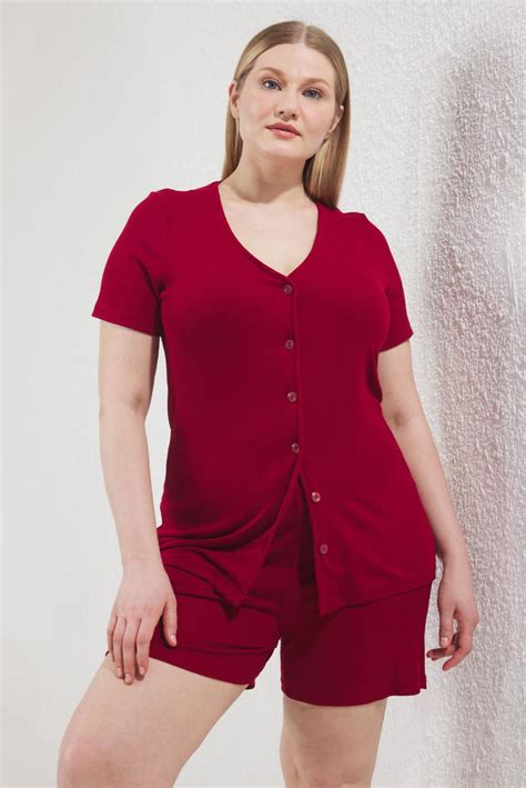 Aleksandra (Plus) | Respect Model Management