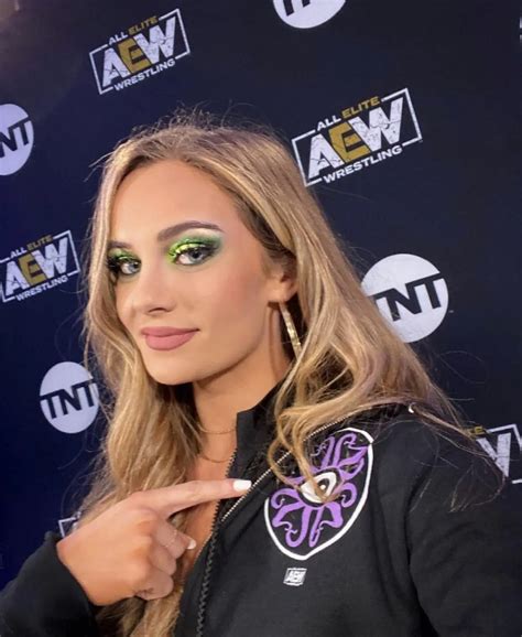 Anna Jay | Scrolller