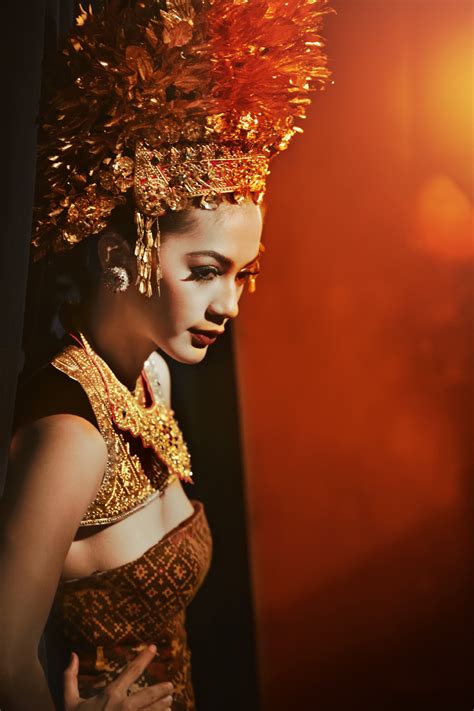 a place where the clock stops ticking: Anton Ismael for Dewi magazine ...