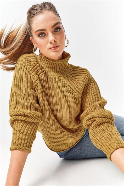 chunky crew neck knit