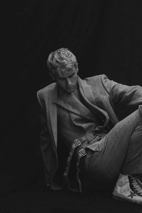 Brandon Flynn – ContentMode