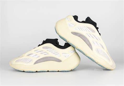 Adidas Yeezy 700 V3 «Azael»: светящиеся в темноте кроссовки от Канье ...