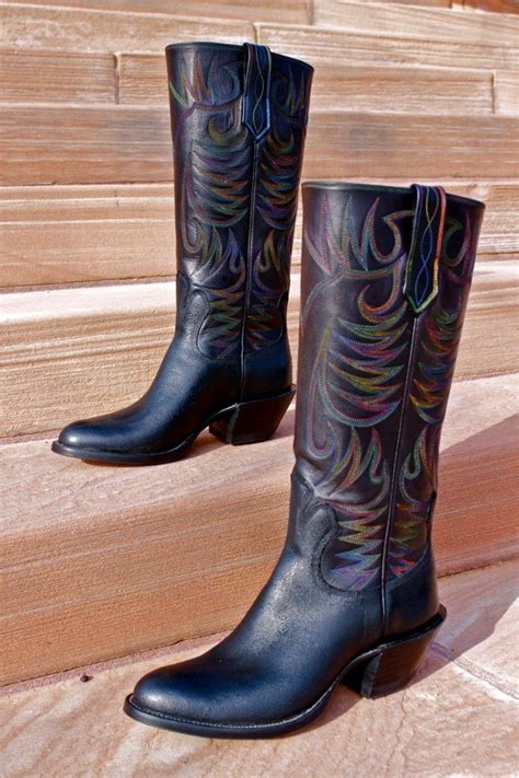 Pin by Billy Nichols on COWBOY: Custom Boots | Custom cowboy boots ...