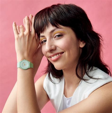 Мужские часы Swatch — купить мужские наручные часы Свотч на официальном ...
