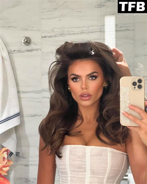 Brooks Nader Sexy (18 Photos) | PinayFlixx Mega Leaks