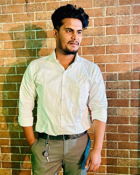 Shuaib Aslam's Secret Weapon: Revealed! Image 15