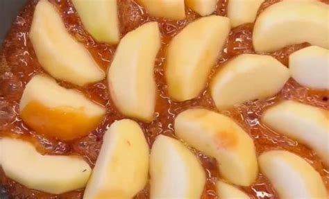 Тарт татен с яблоками классический французский пирог перевернутый ...