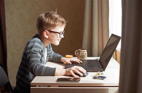 5 правил для детей при работе за компьютером - Mobcompany.info
