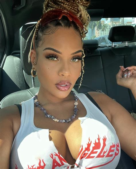 AMIRAHDYME | Face card on 10 😘🤫 sunglasses or no sunglasses ?🧐💗😎