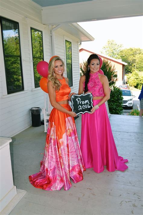 42 Prom pictures ideas | prom pictures, prom, prom poses