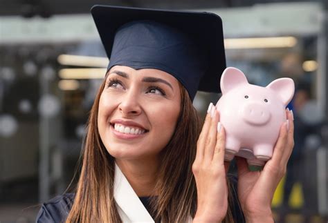 average salary   finance degree