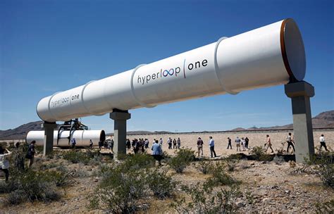Проект вакуумного поезда Hyperloop собрались реализовать в Москве
