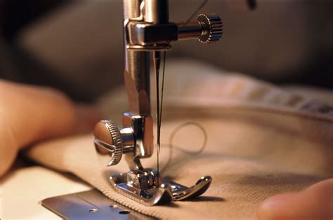 A Guide to Sewing Machine Needles | everythingvintage