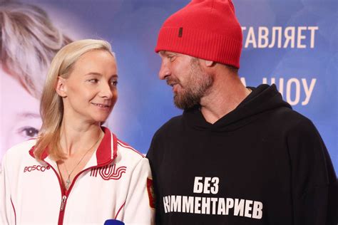 Почему фигурист Роман Костомаров изменил жене с её подругой, которая ...