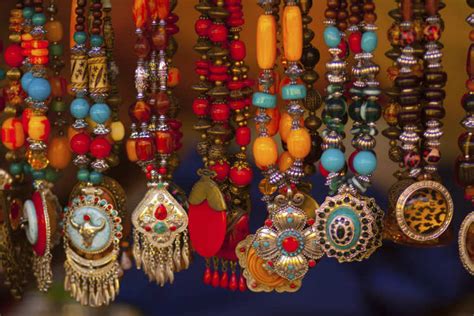 street market  bangalore street shopping  bangalore happytripscom