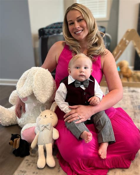 Nikki Baker (@yourfavoritenikki) • Instagram photos and videos