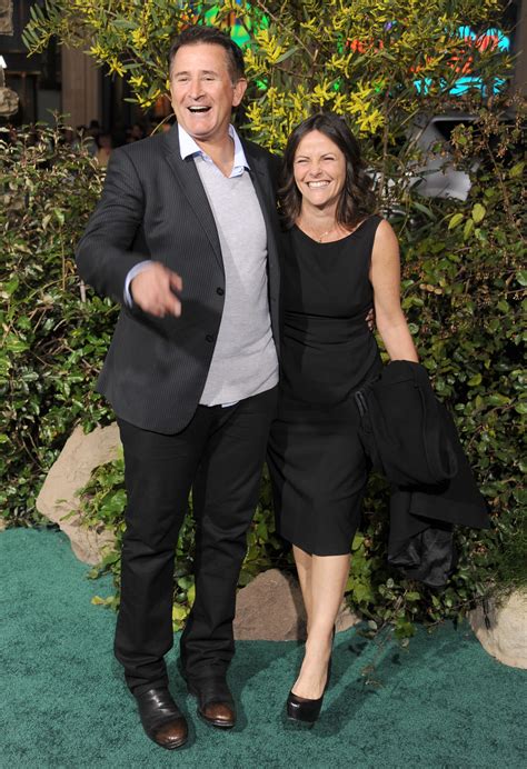 Anthony LaPaglia’s Wife: Inside the Actor’s Marriage to Much-Younger