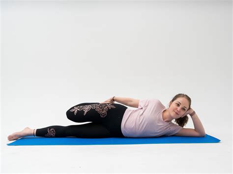 Quad Stretches: 7 Ways to Loosen Up Your Legs