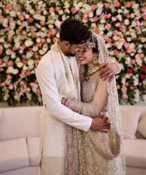 Shoaib Malik Second Marriage with Sana Javed 2ND wife & Husband pics ️