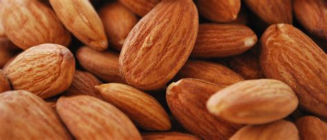 badem goezde kuruyemis