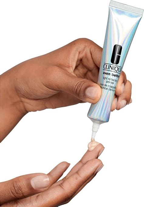 Clinique Even Better Light Reflecting Primer - Осветляющий праймер под ...
