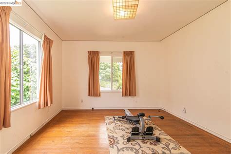 4101 Mountain View Ave - Winkler Real Estate Group