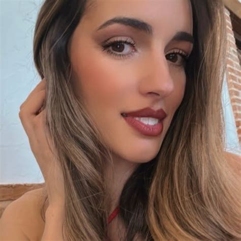 💞𝓢𝓪𝓻𝓪 💞 (@sara.casero) • Threads, Say more