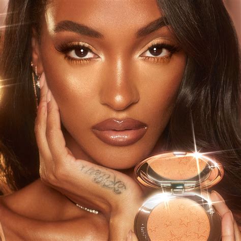 Highlighting Makeup