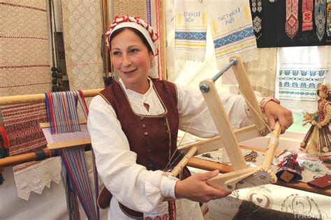Актуальная домоткань: есть ли в Беларуси ткачихи