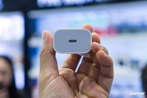 Фотографии первой в мире распаковки iPhone 11 Pro Max | AppleInsider.ru